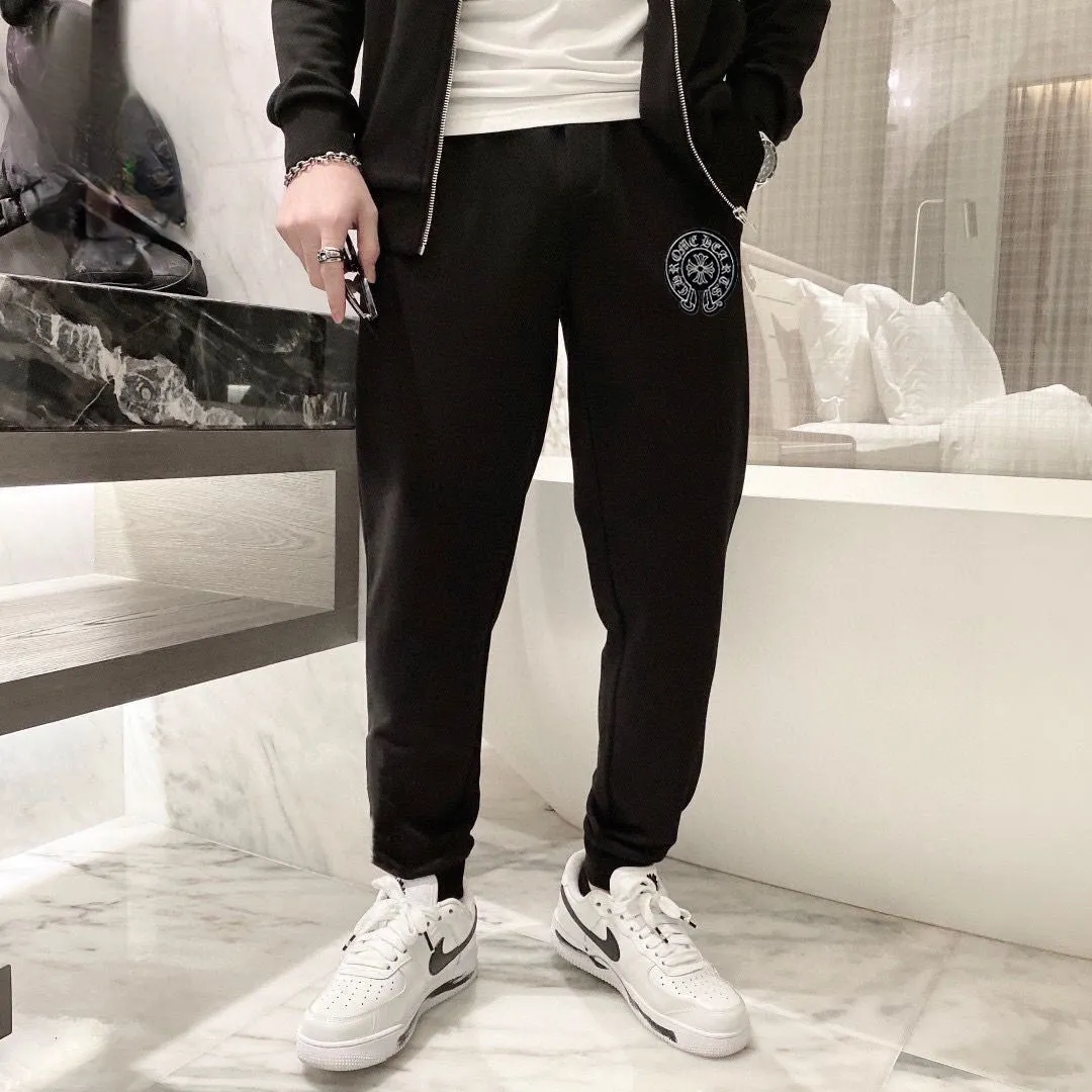 🅿️420 direct batch [ChampionHearts] (Fat Man Gospel) hot-selling suit is coming. Focus on the original version of the official website. 2025 new hot-selling cardigan sweater suit. The original order is the best. 🇭🇰The meticulous work of top designers. It has a fitting and perfect upper body effect. 100% natural high-quality Roman cotton, close-fitting comfort, noble and elegant! Original hardware embodies elegance and nobility! Counter size: M-5XL (maximum wear up to 220 pounds)